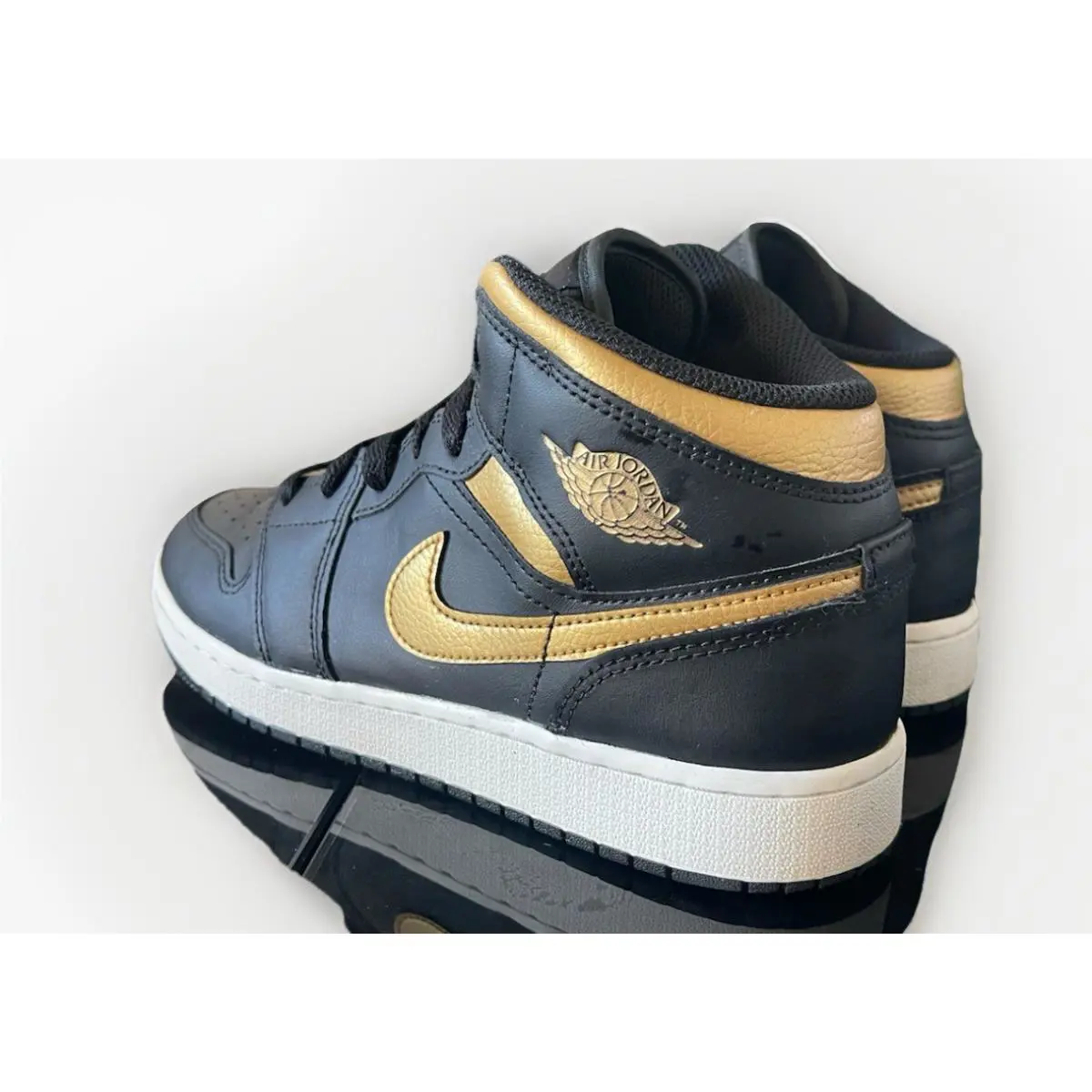 Nike shoes - Air Jordan 1 - Air - Black (UPC: 0196604451970) 2