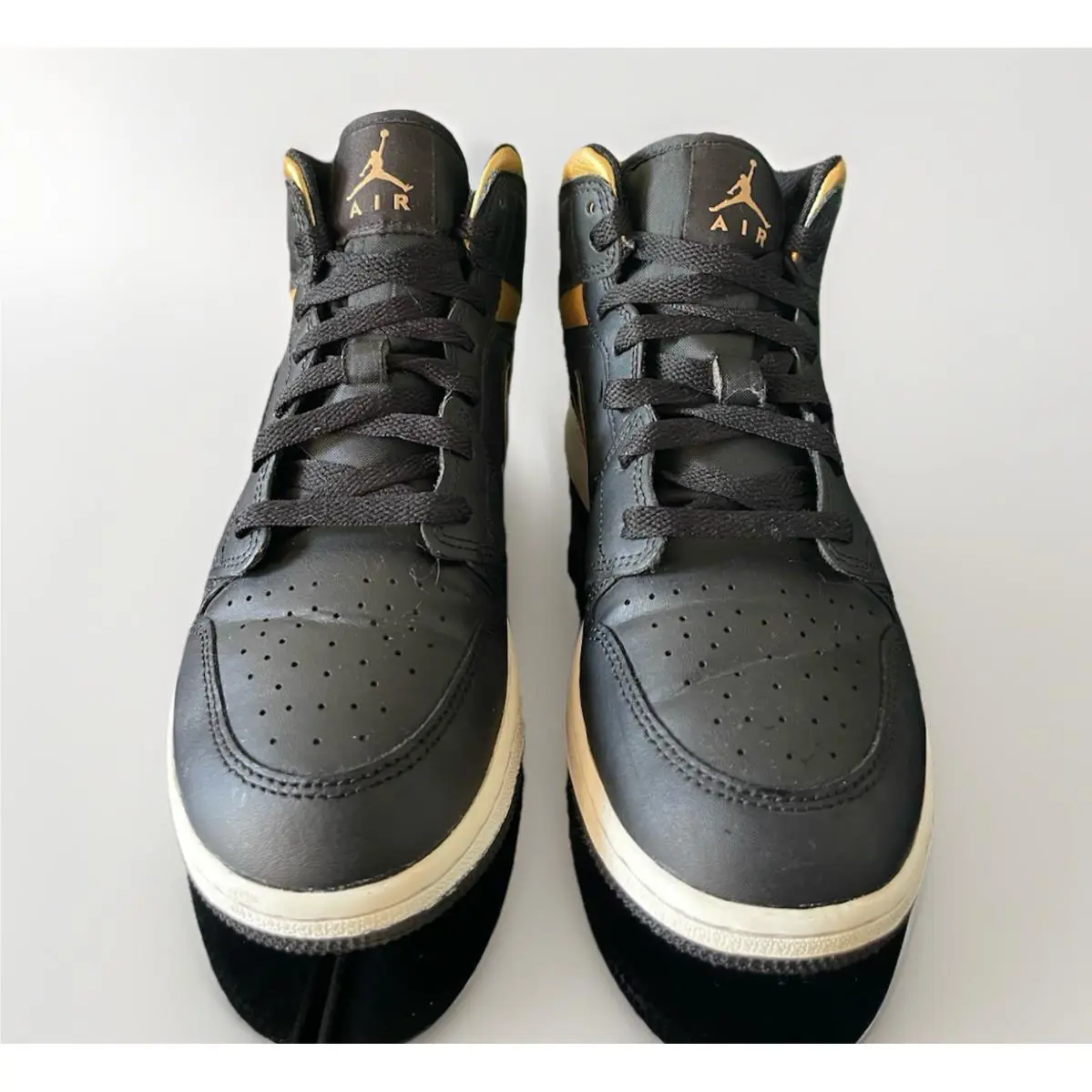 Nike shoes - Air Jordan 1 - Air - Black (UPC: 0196604451970) 6