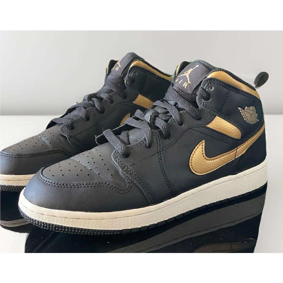 Nike shoes - Air Jordan 1 - Air - Black (UPC: 0196604451970) 0