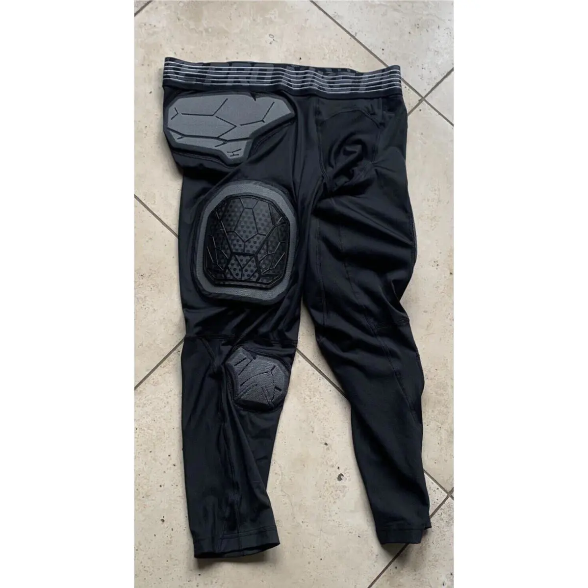 Nike clothing - Pro HyperStrong - Pro HyperStrong - AQ0754-010 - Black (UPC: 192502430710) 1
