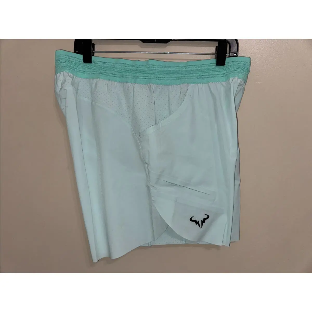 Nike clothing - DD8543-478 - DV2881-536 - Jade Ice/Emerald Rise/Black (UPC: 196606147727) 2