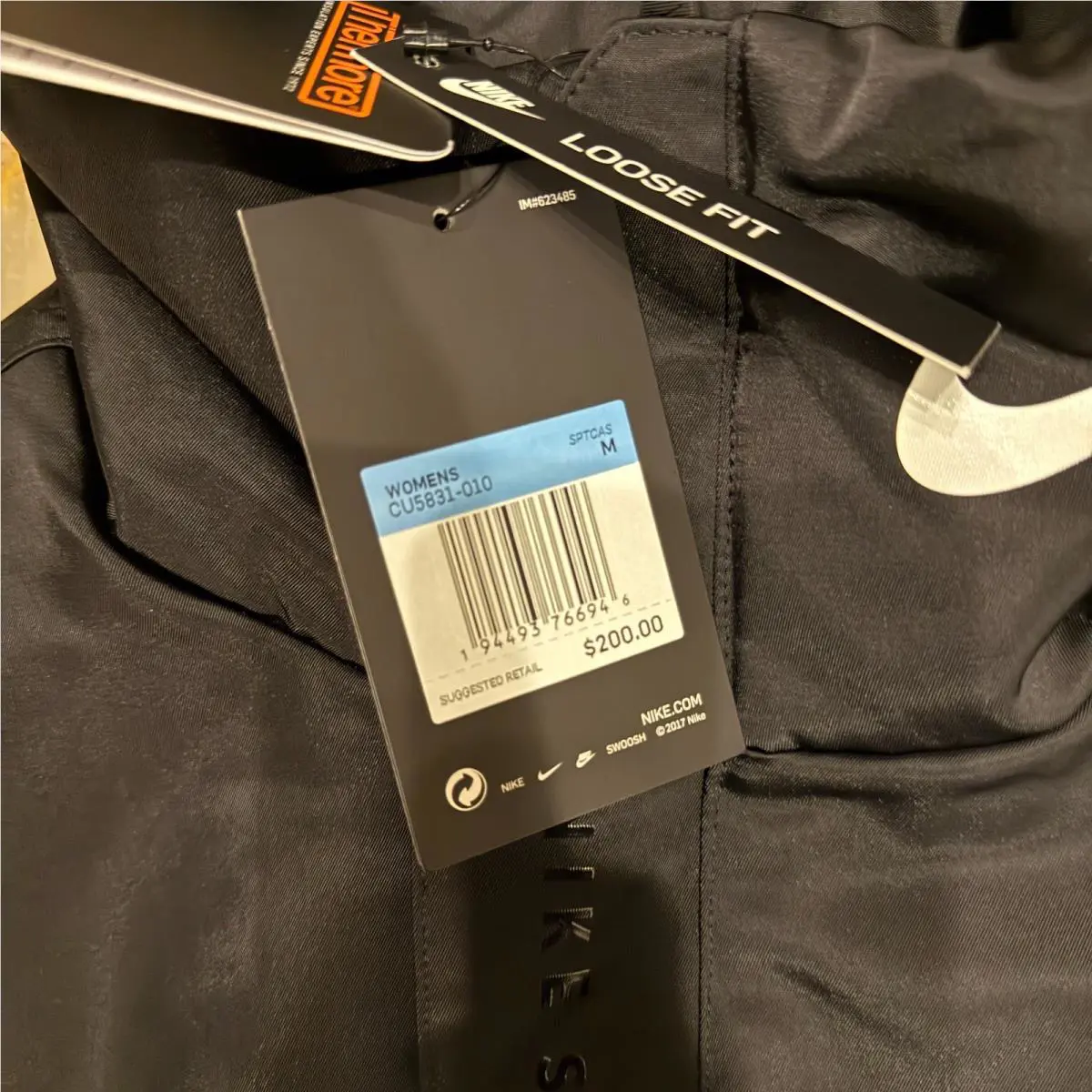 Nike clothing - Nike CU5831-010 - CU5831-010 - Black (UPC: 0194493766953) 0