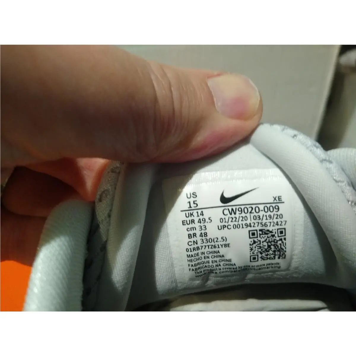 Nike shoes - Nike Air Zoom Vomero - Air Zoom Vomero - CW9020-100 - Silver/White/Navy, Manufacturer: Pure Platinum/College Navy 10