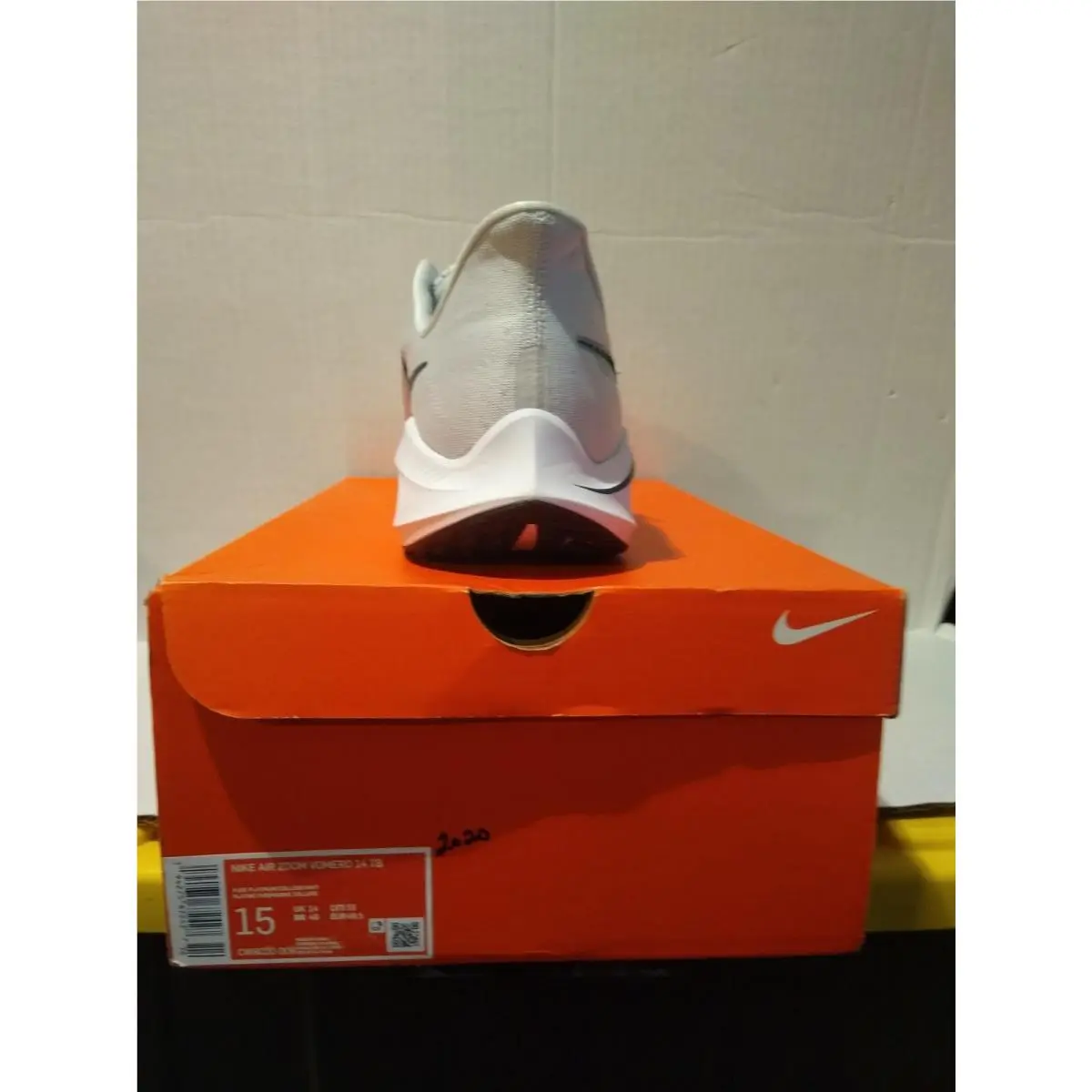 Nike shoes - Nike Air Zoom Vomero - Air Zoom Vomero - CW9020-100 - Silver/White/Navy, Manufacturer: Pure Platinum/College Navy 1