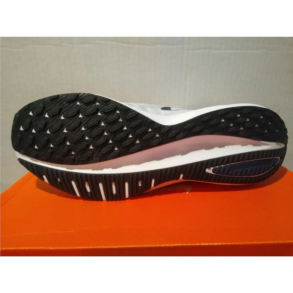 Nike shoes - Nike Air Zoom Vomero - Air Zoom Vomero - CW9020-100 - Silver/White/Navy, Manufacturer: Pure Platinum/College Navy 4