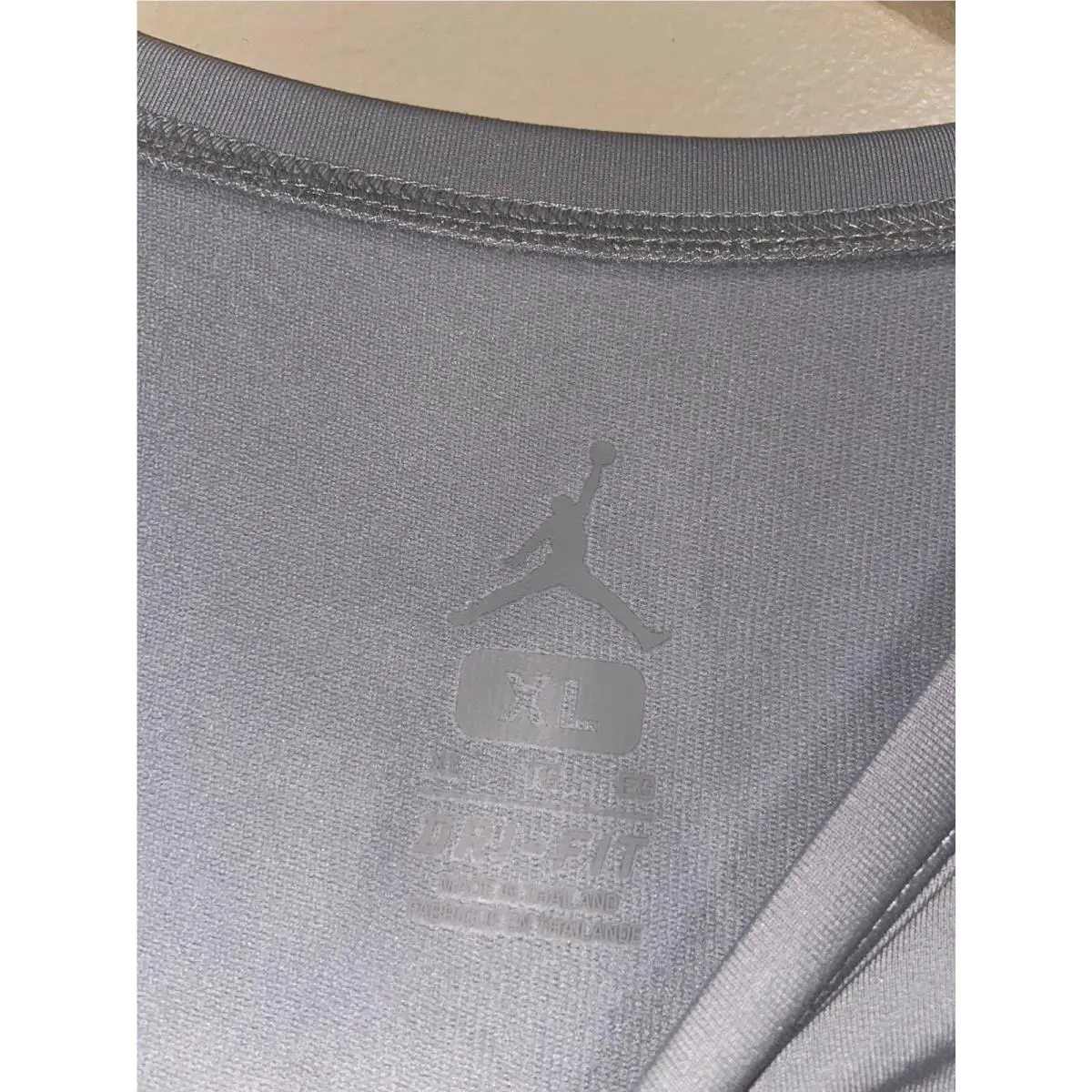 Nike clothing - AA1598-012 - AA1598-012 - Gray 2