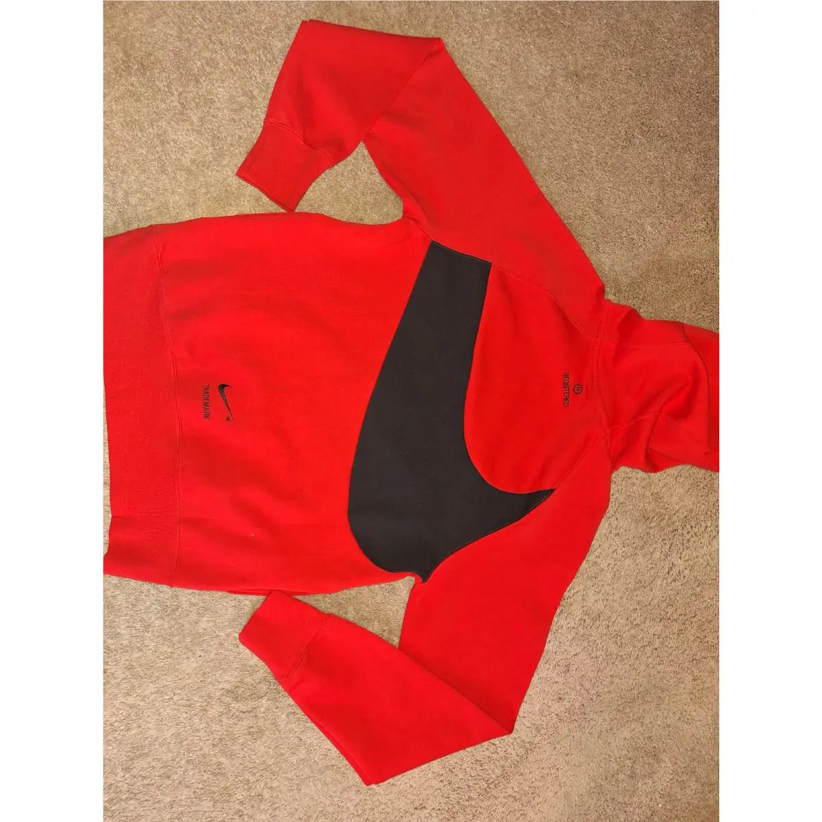 Nike clothing - DD8222-010 - DD8222-010 - Red (UPC: 195239110313) 3