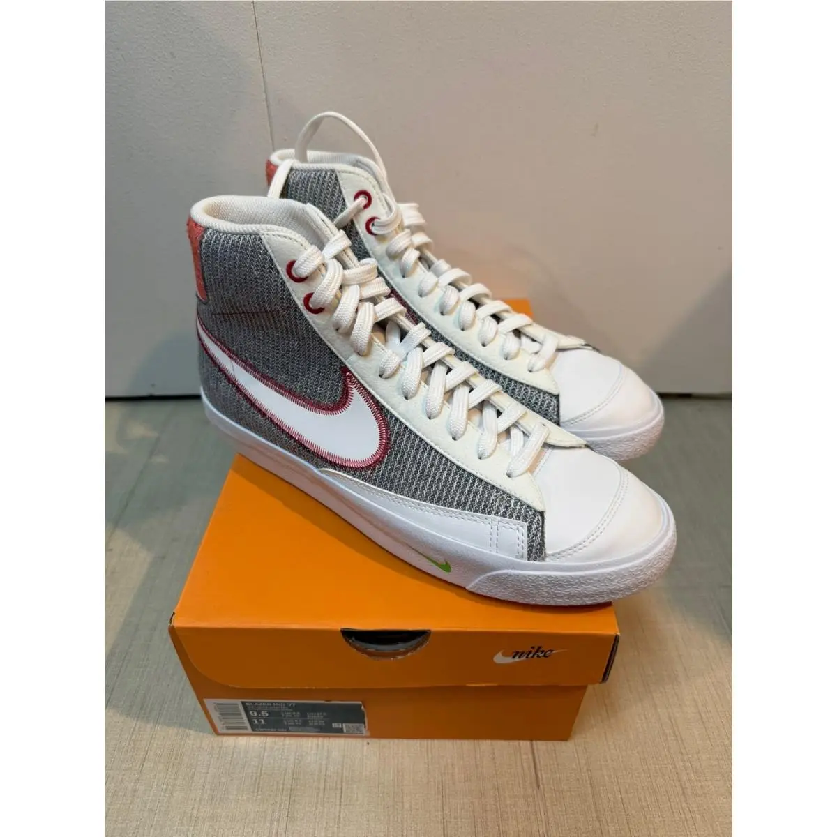 Nike Blazer Mid 77 Grey White Sport Red CW5838-022