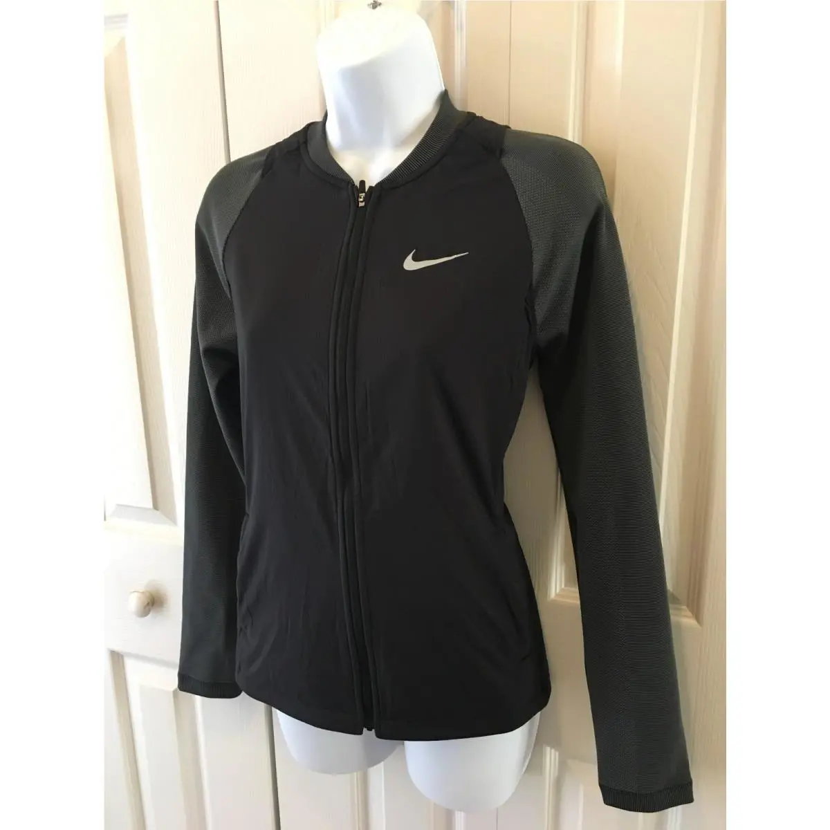 Nike clothing - Black 4