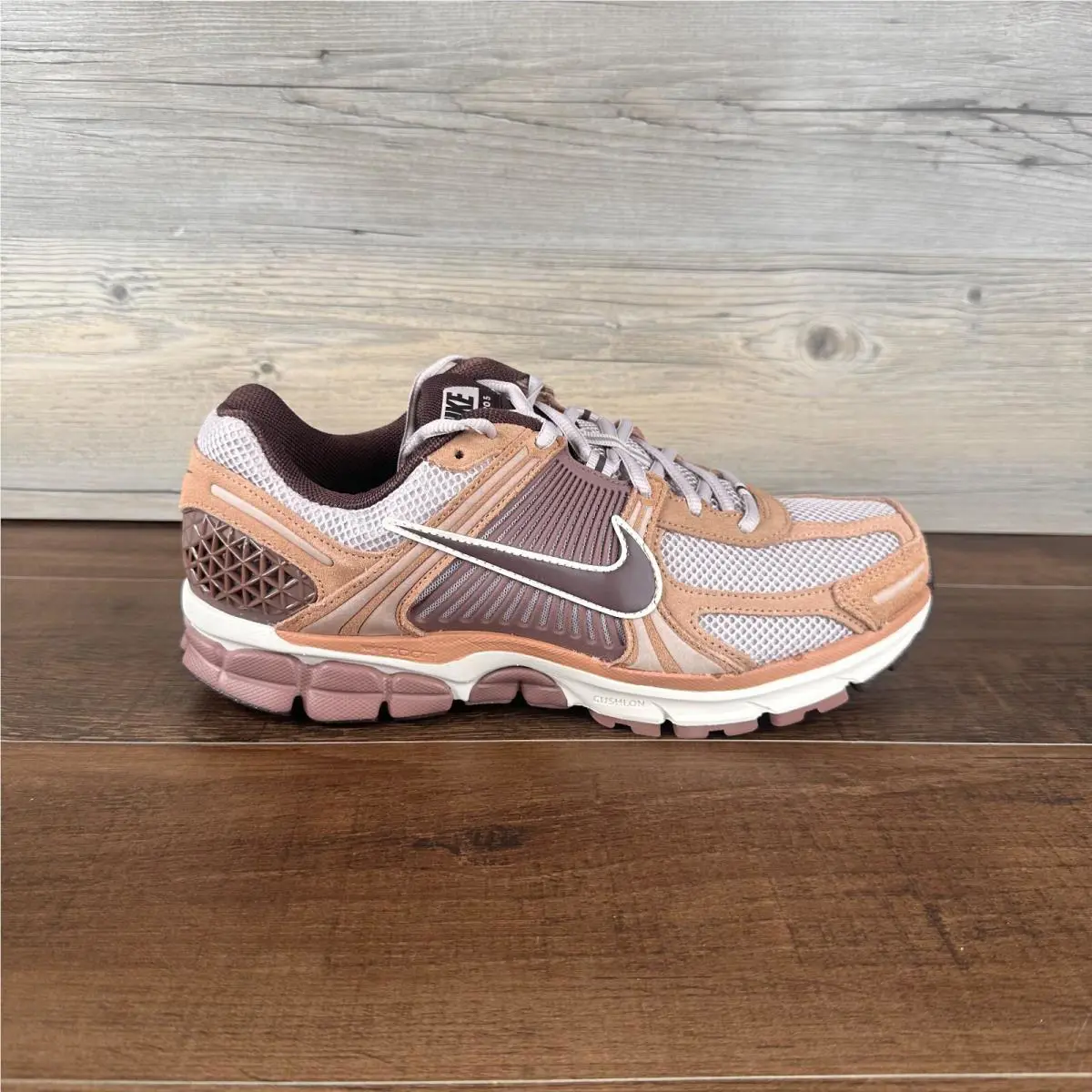 Nike shoes - Nike Zoom Vomero - Zoom Vomero - HF1553-200 - Brown 1