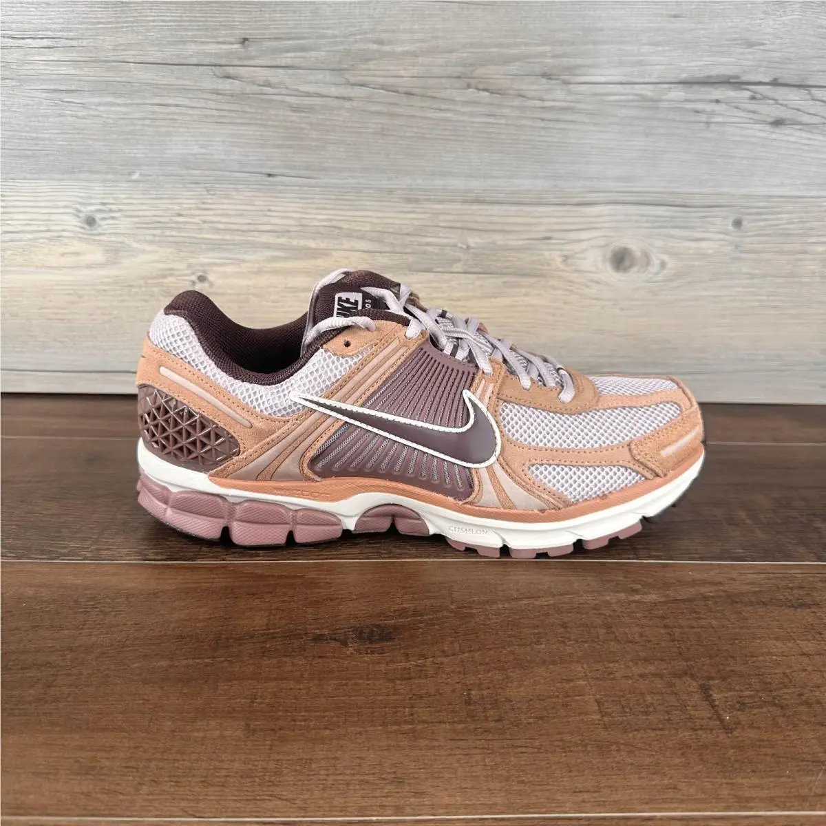 Nike shoes - Nike Zoom Vomero - Zoom Vomero - HF1553-200 - Brown 1
