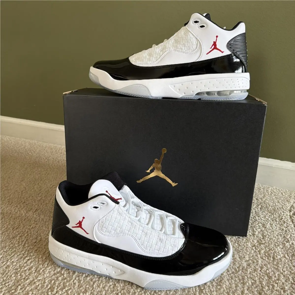 Nike shoes - Nike Air Jordan Max Aura 2 - CK6636-102 - White Gym Red (UPC: 0194956843023) 9