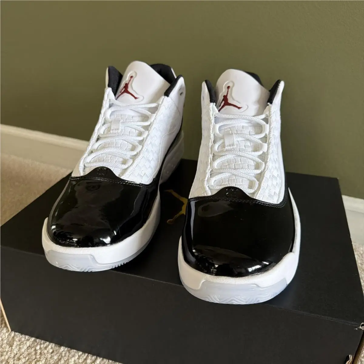 Nike shoes - Nike Air Jordan Max Aura 2 - CK6636-102 - White Gym Red (UPC: 0194956843023) 14