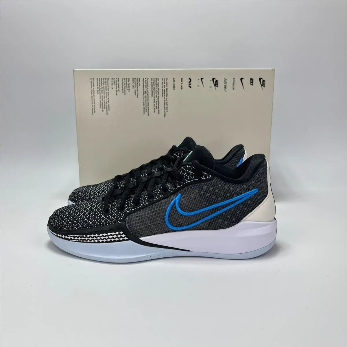 Nike shoes - Black 0