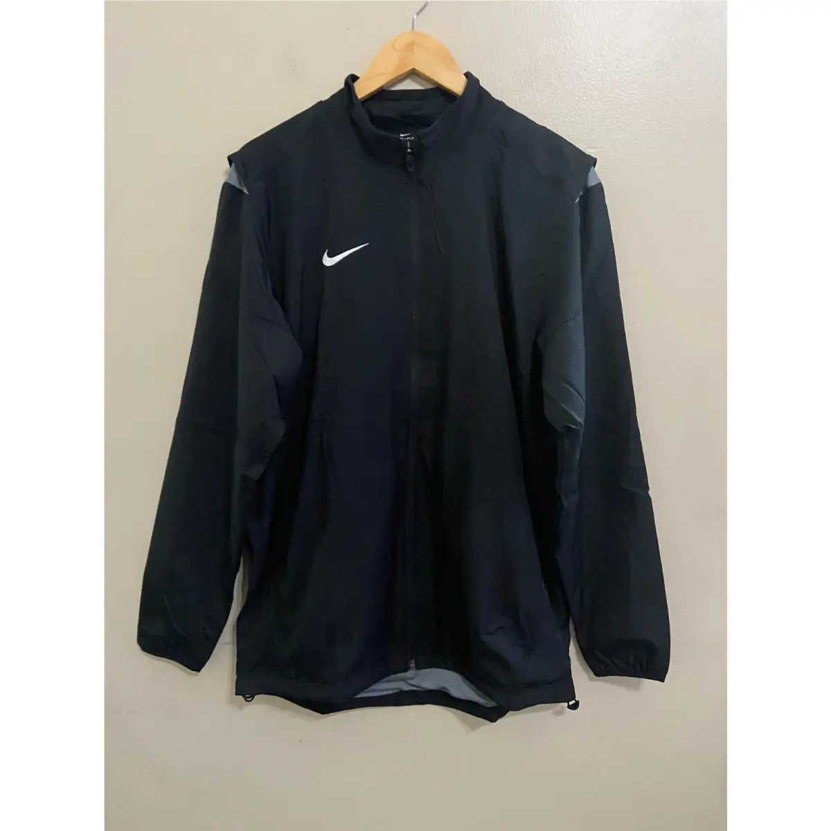 Nike clothing - 897025 657 - 897025010 - Black (UPC: 888411500186) 0