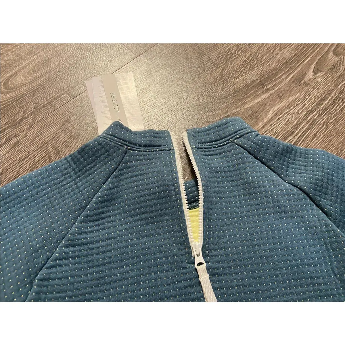 Nike clothing - Green (UPC: 194493790293) 2
