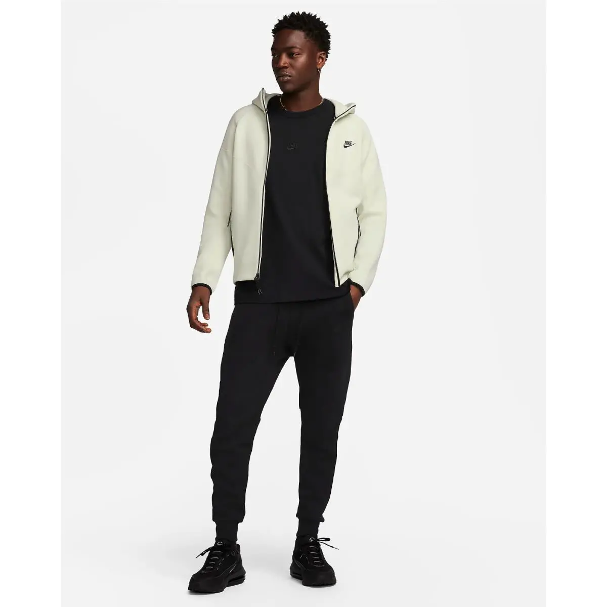 Nike clothing - FB7921-020 - FB7921-020 - 020 - Sea Glass/Black 7