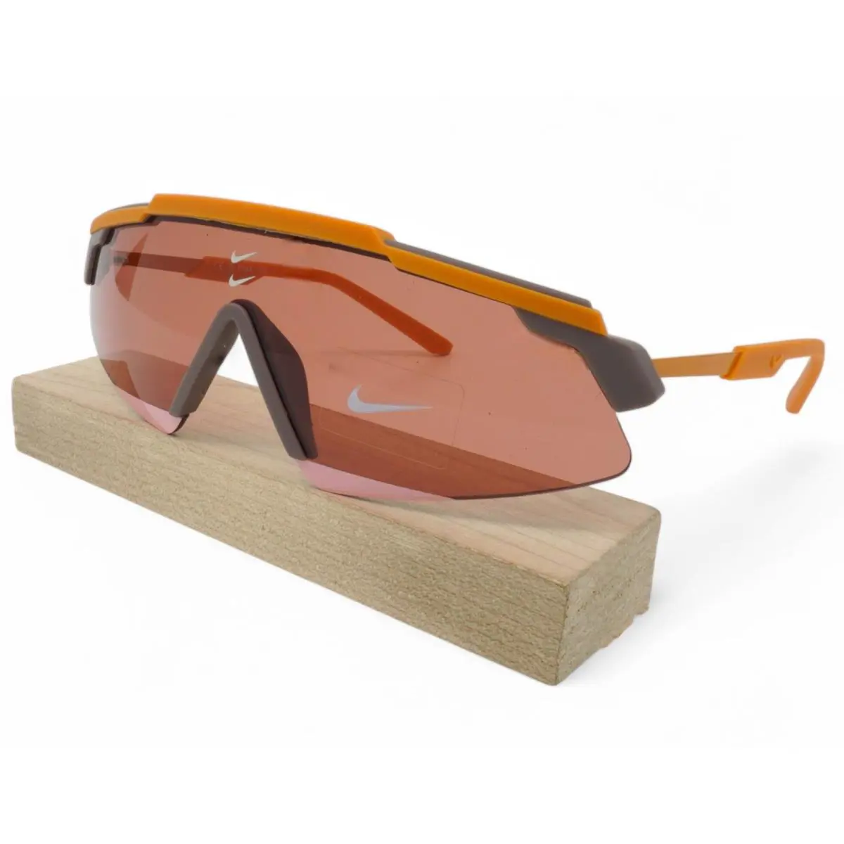 FN0301-815 Unisex Nike Marquee Sunglasses