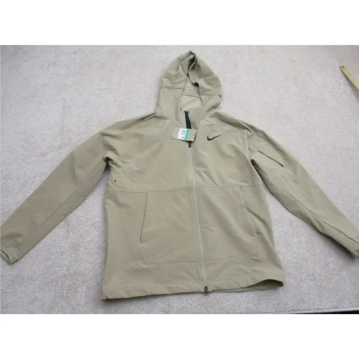 Nike clothing - Brown 1