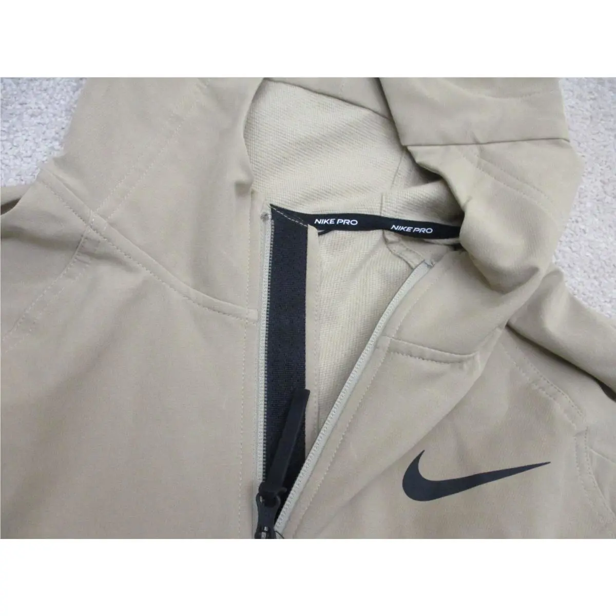Nike clothing - Brown 4
