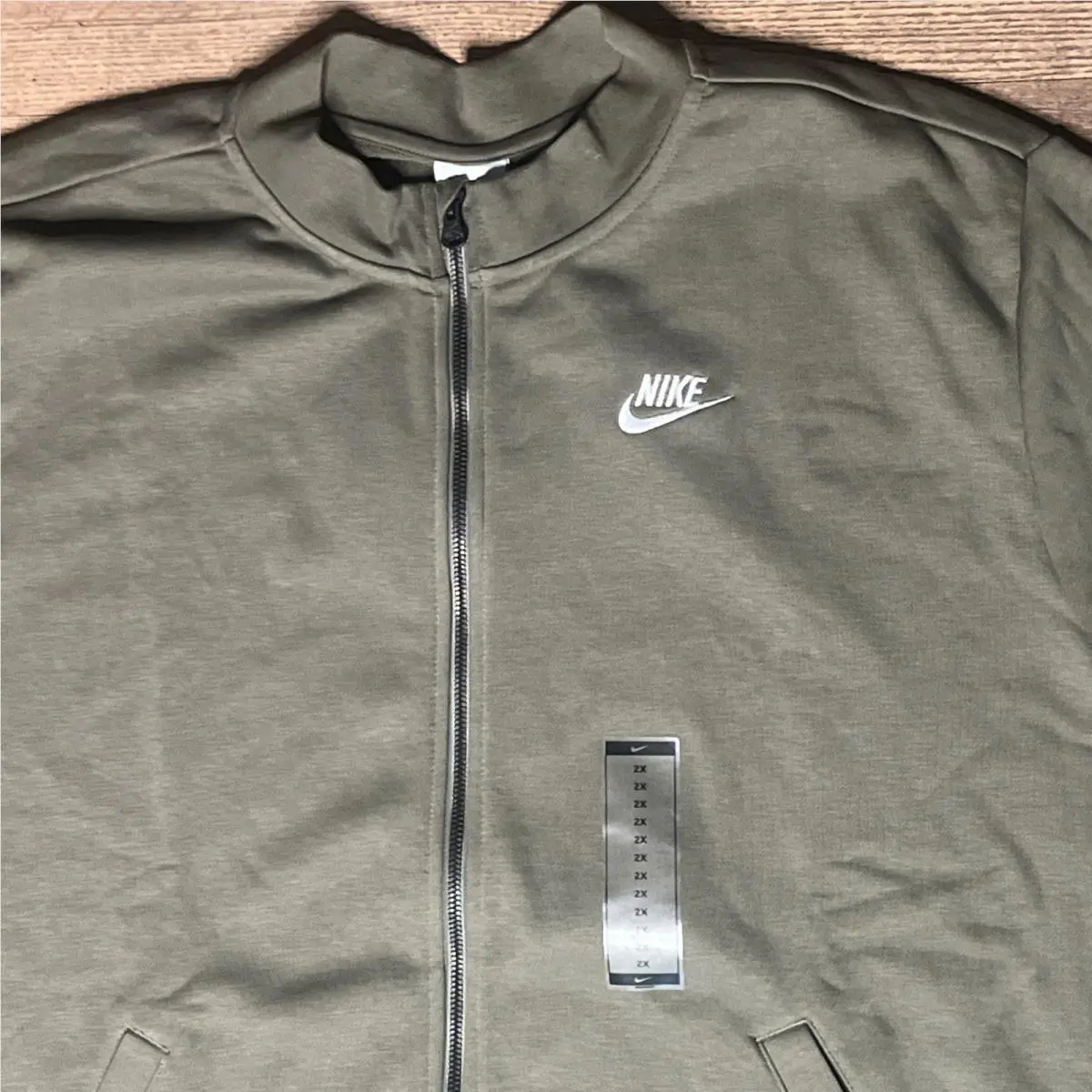 Nike clothing - DJ6678222 - DJ6678222 - Green (UPC: 0195239554773) 0