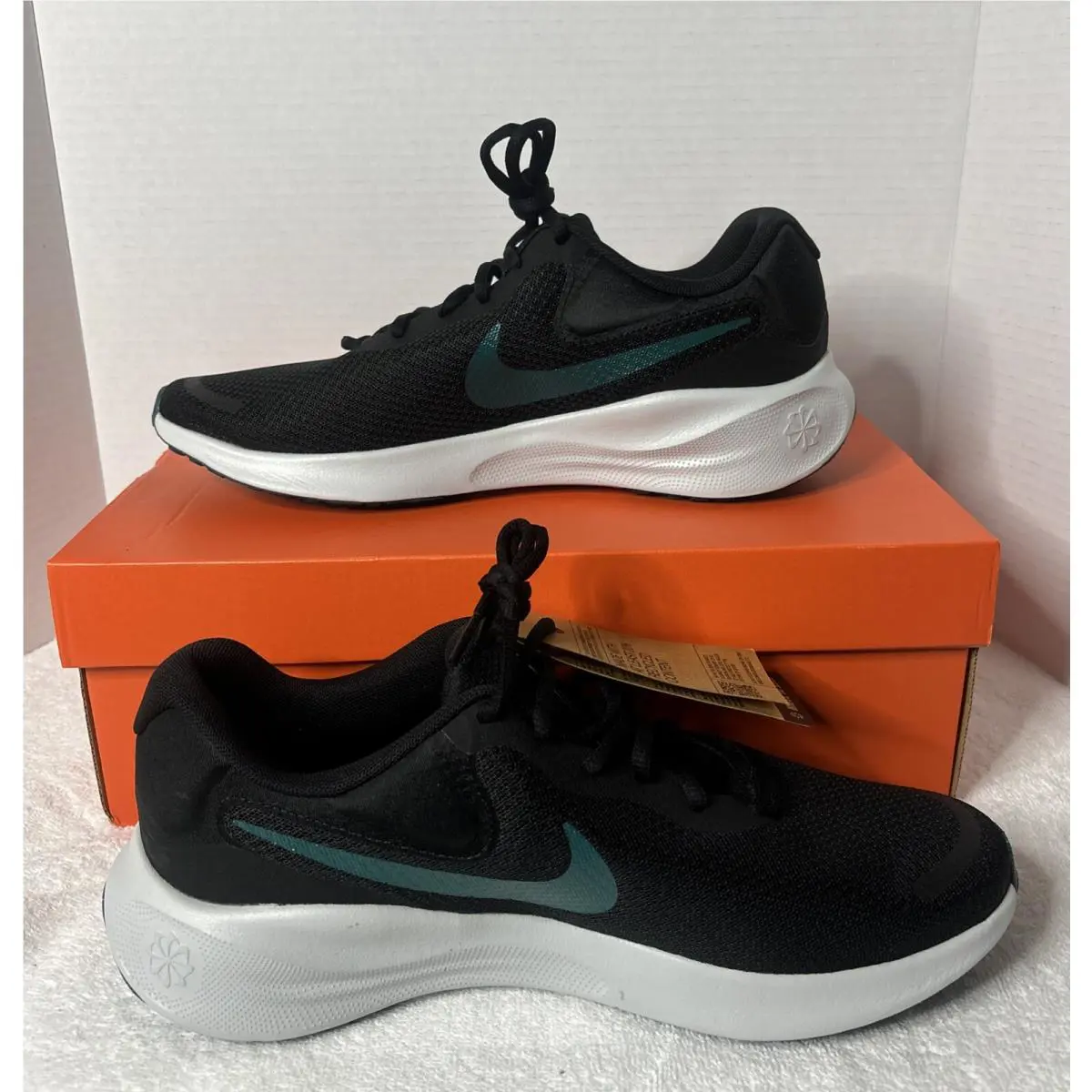 Nike shoes - Nike Revolution - Revolution - FB2207-004 - Black 2