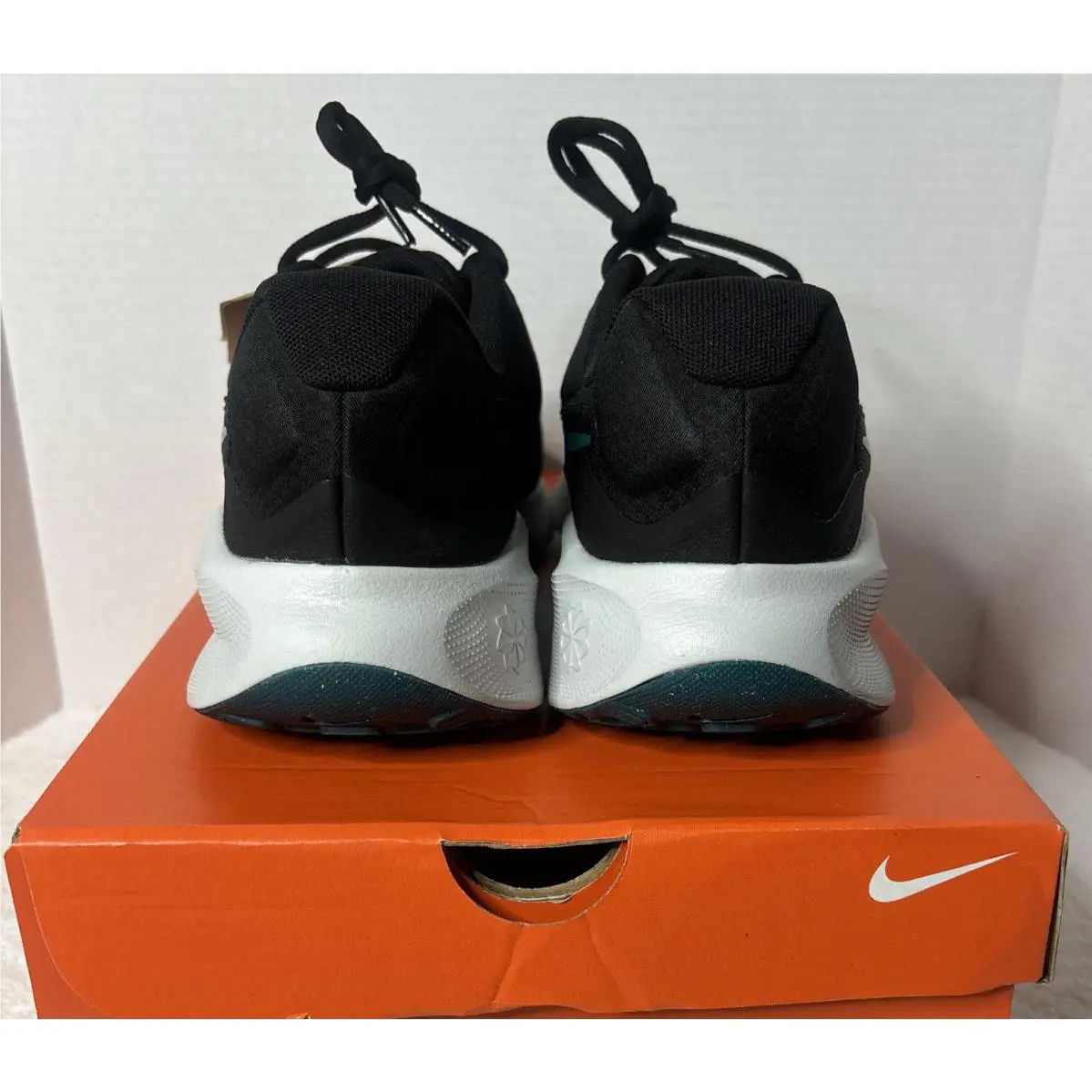 Nike shoes - Nike Revolution - Revolution - FB2207-004 - Black 4
