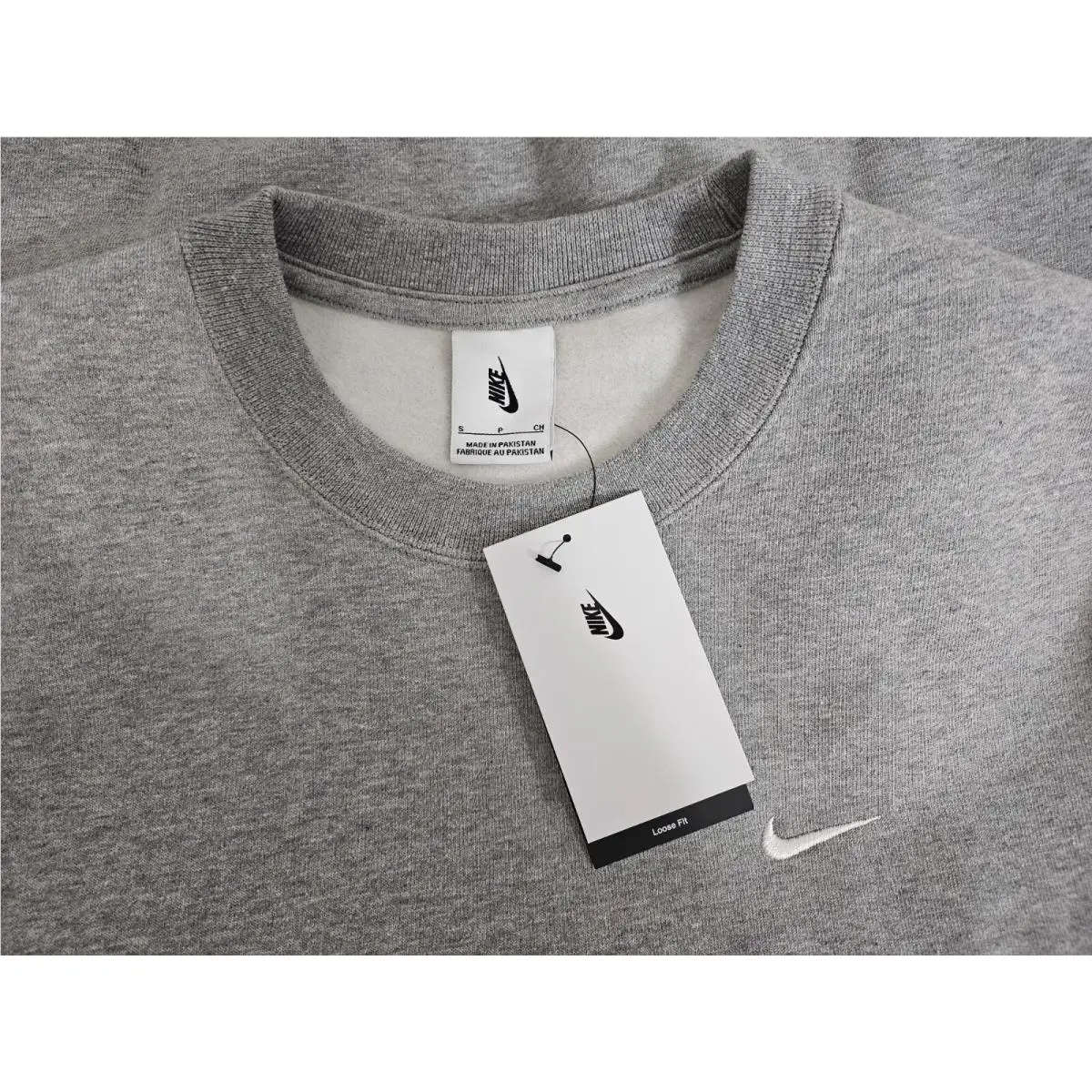 Nike clothing - Gray (UPC: 196155010183) 4