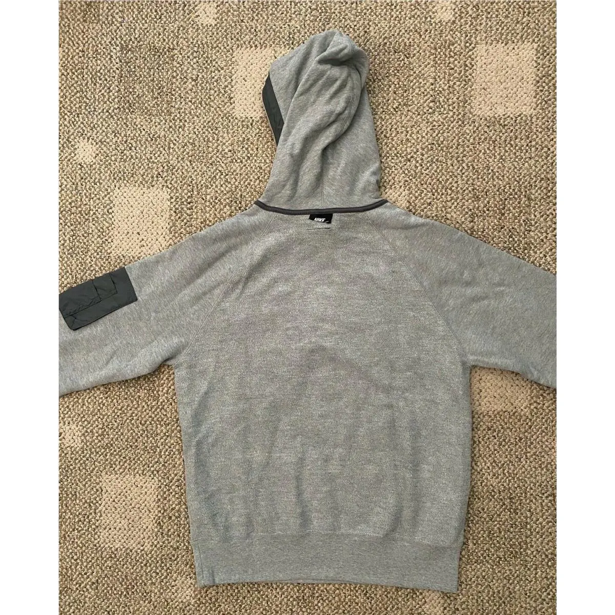 Nike clothing - Gray (UPC: 194494506480) 1