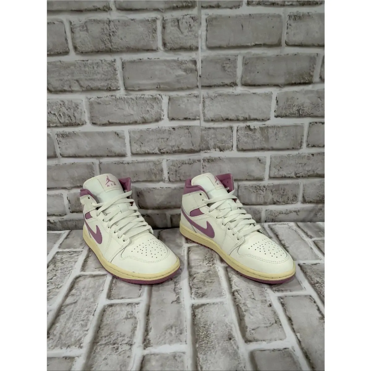 Nike shoes - Air Jordan 1 - Air - BQ6472-162 - Ivory 2
