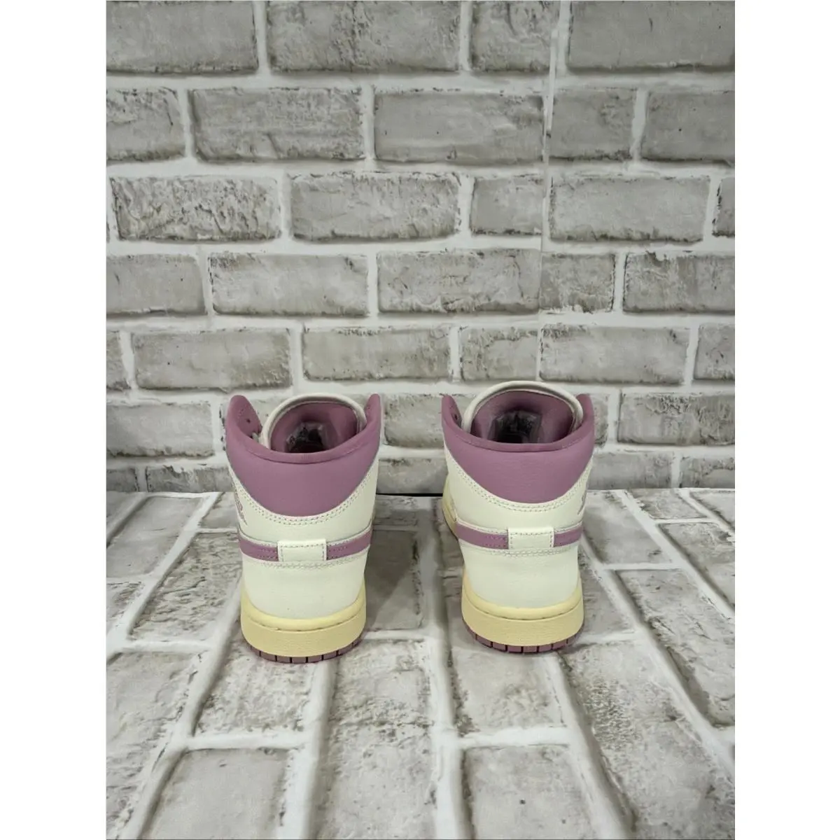 Nike shoes - Air Jordan 1 - Air - BQ6472-162 - Ivory 3