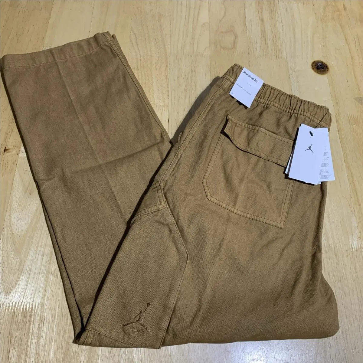 Jordan Essentials Chicago Cargo Pants FN6364-231 Dark Brown Mens Large