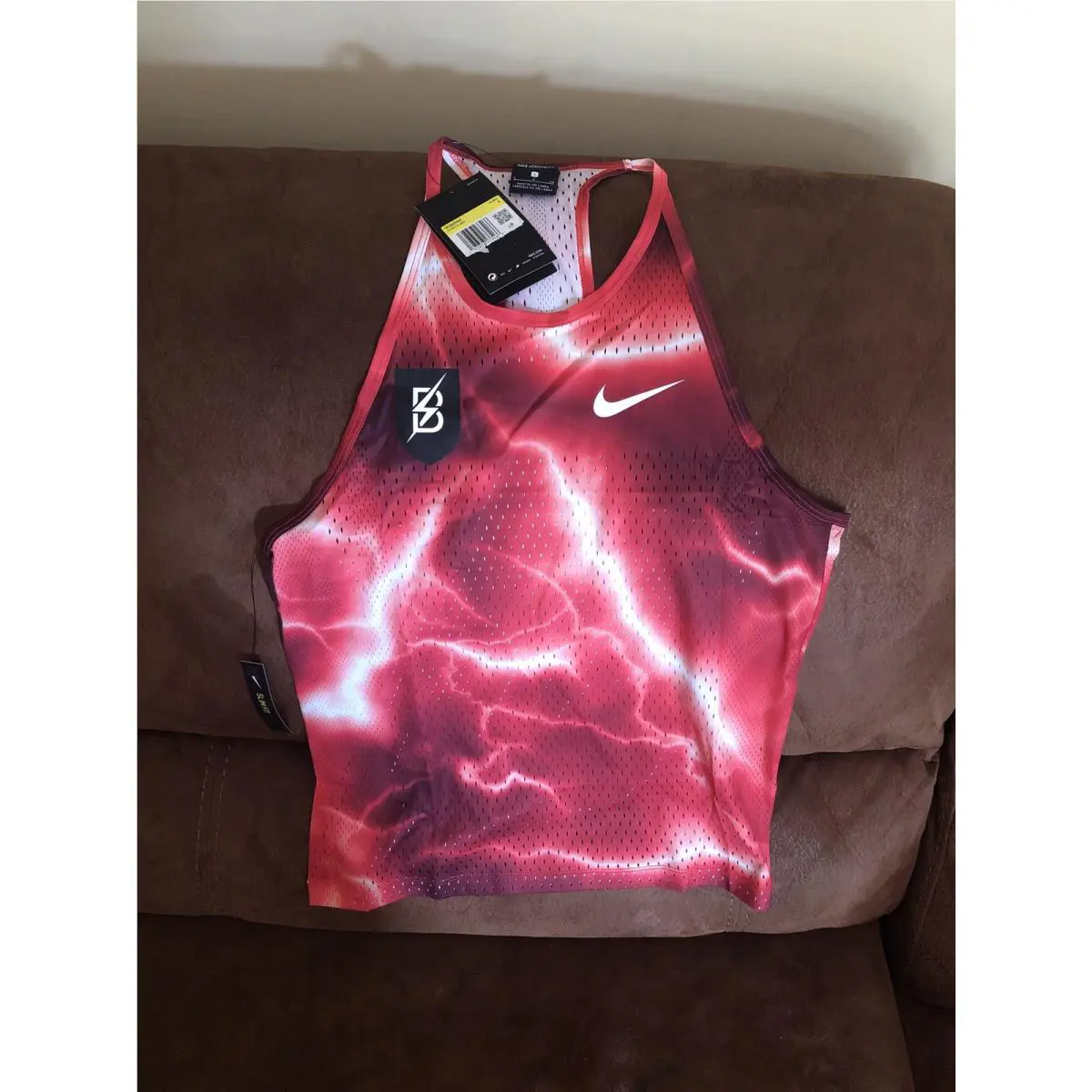 Nike clothing - Multicolor (UPC: 0193656433466) 0
