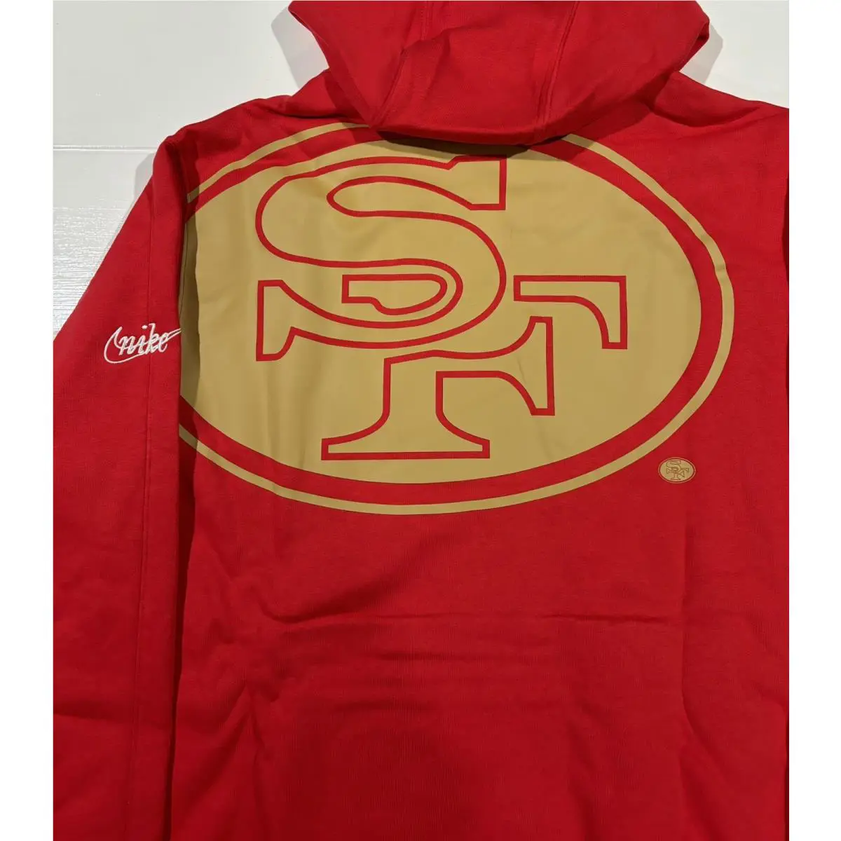 Nike clothing - Red 1
