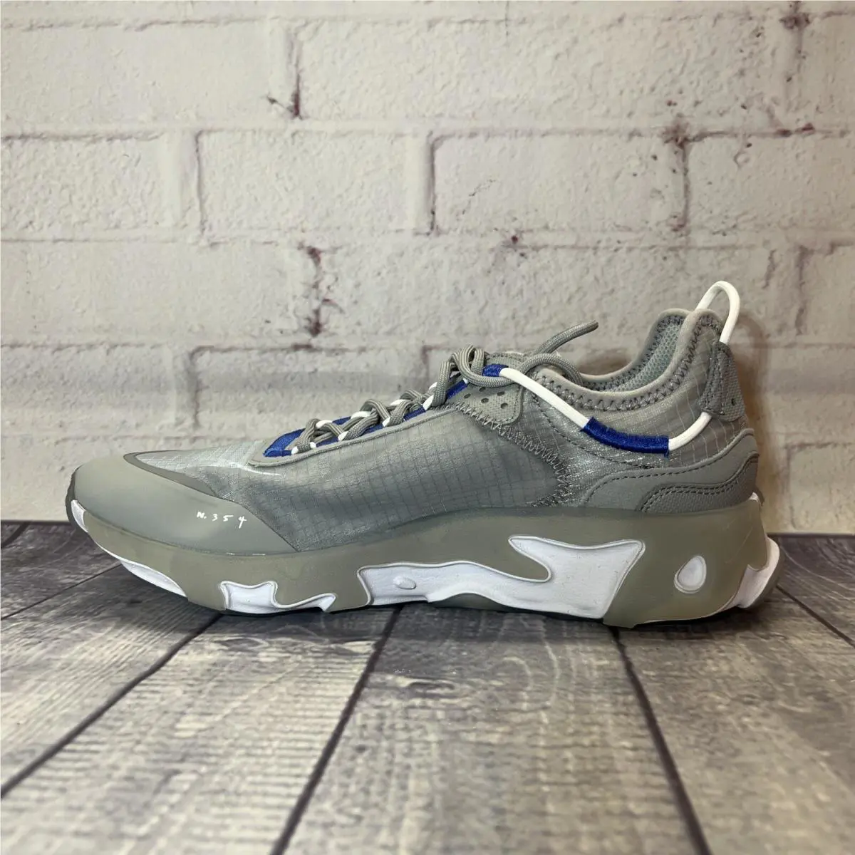 Nike shoes - Nike React Live - React Live - CV1772 004 - Gray 1