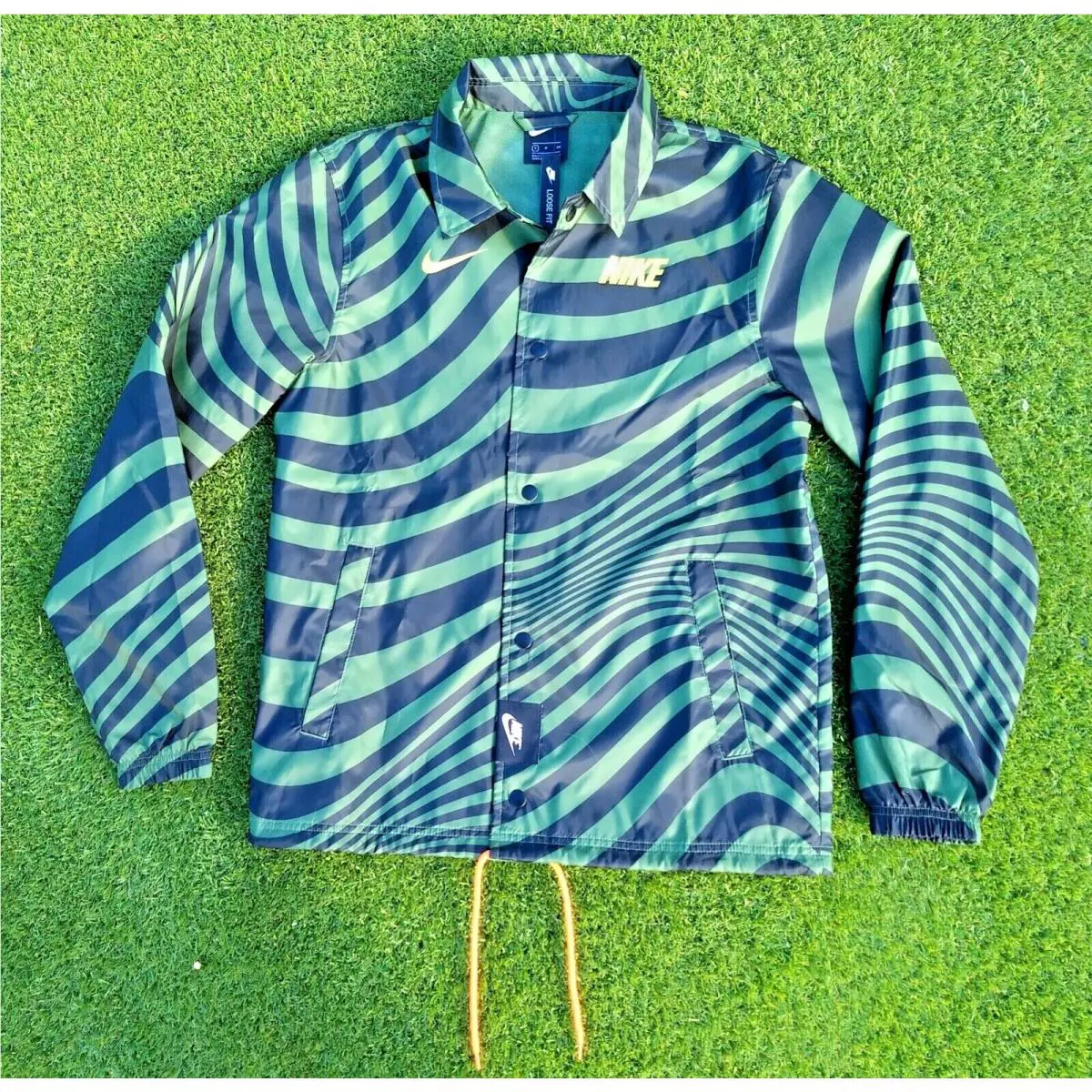 Nike clothing - Nike Skate - Skate - Green (UPC: 194494129566) 0