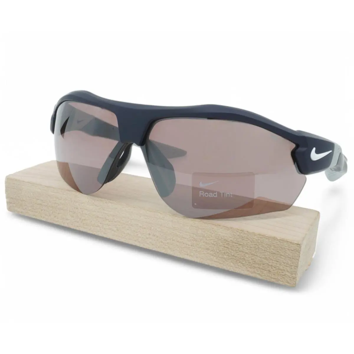 DJ2032-451 Unisex Nike Show X3 E Sunglasses - Frame: Obsidian/White