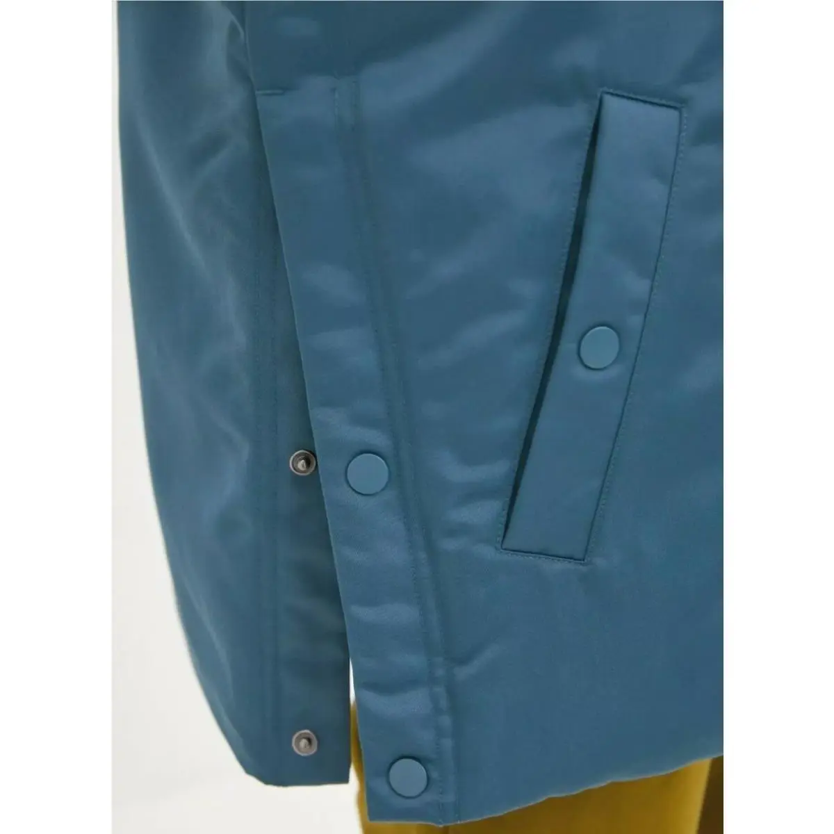 Nike clothing - CU5831-058 - CU5831-058 - Green (UPC: 194493767004) 3