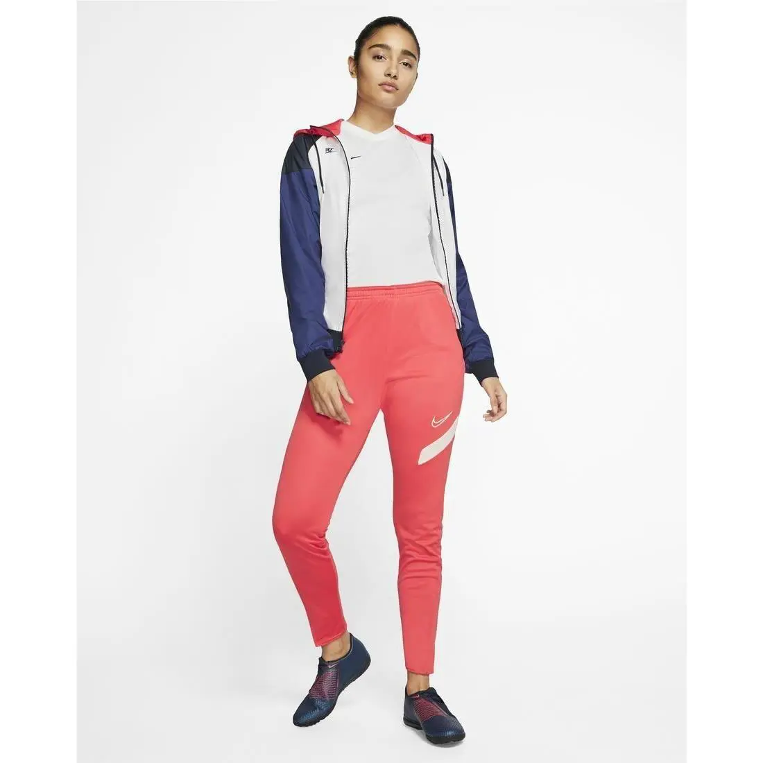 Nike clothing - White (UPC: 193654599874) 4