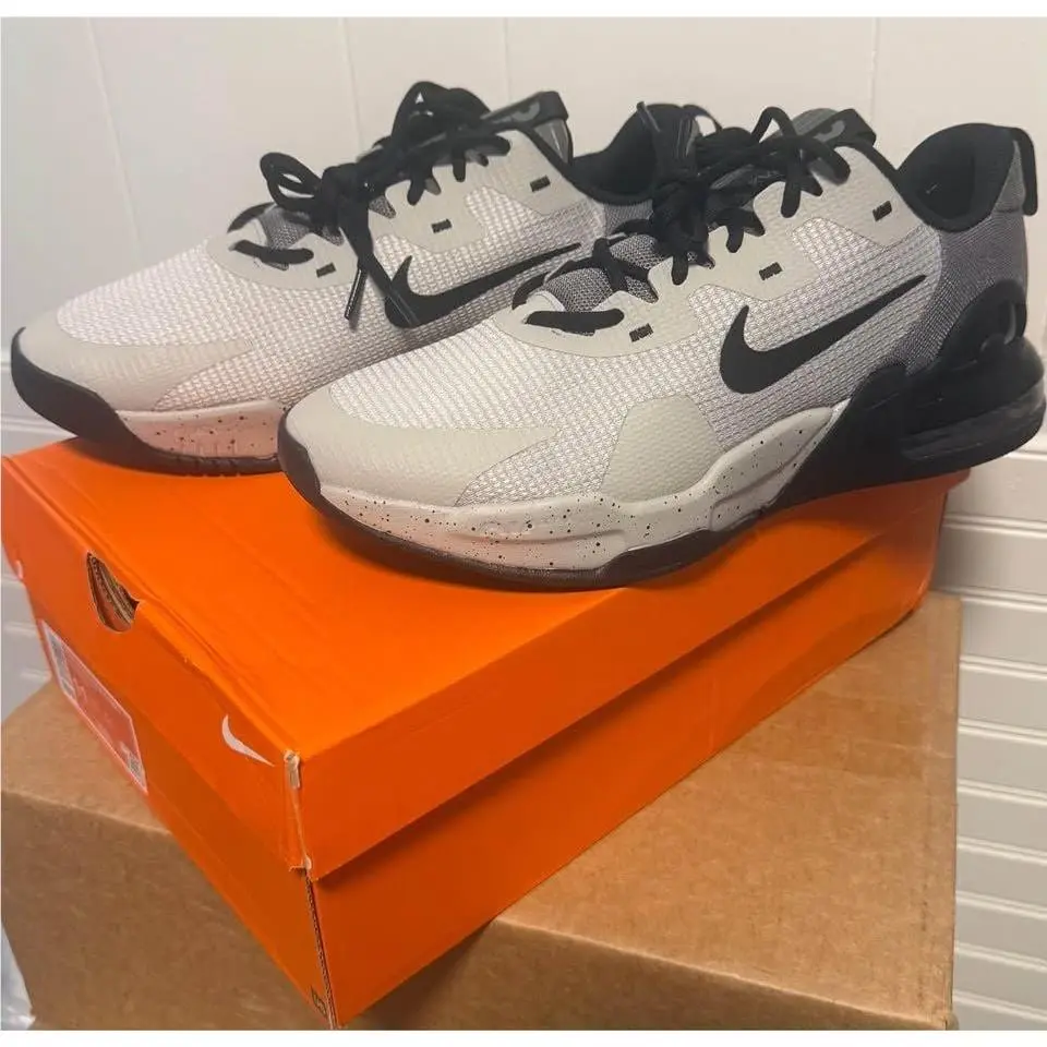 Air Max Alpha Trainer 5 Men`s Size 11 by Nike