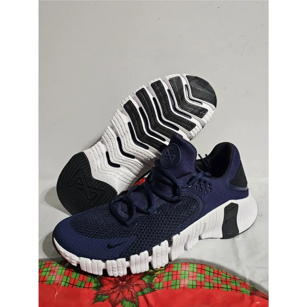 Nike Free Metcon 4 College Navy White Running Shoes CT3886-491 Men`s Size 10