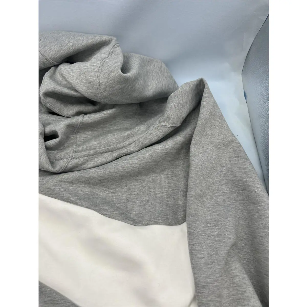 Nike clothing - Gray, Manufacturer: Dark Grey Heather/White (UPC: 195239109898) 10