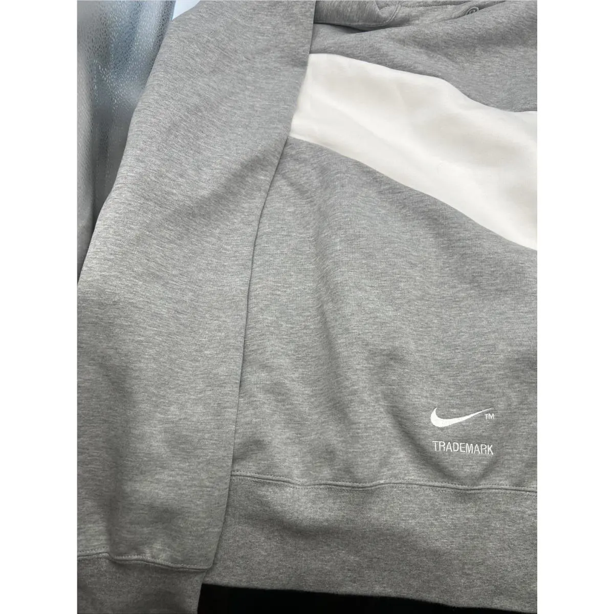 Nike clothing - Gray, Manufacturer: Dark Grey Heather/White (UPC: 195239109898) 11