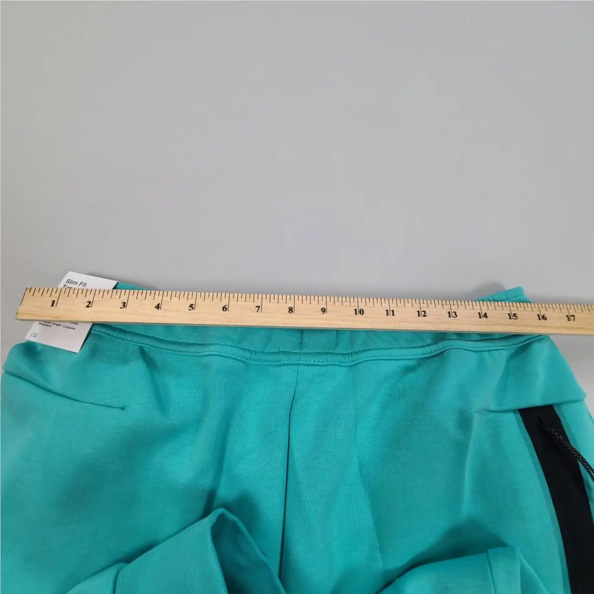 Nike clothing - Green 1