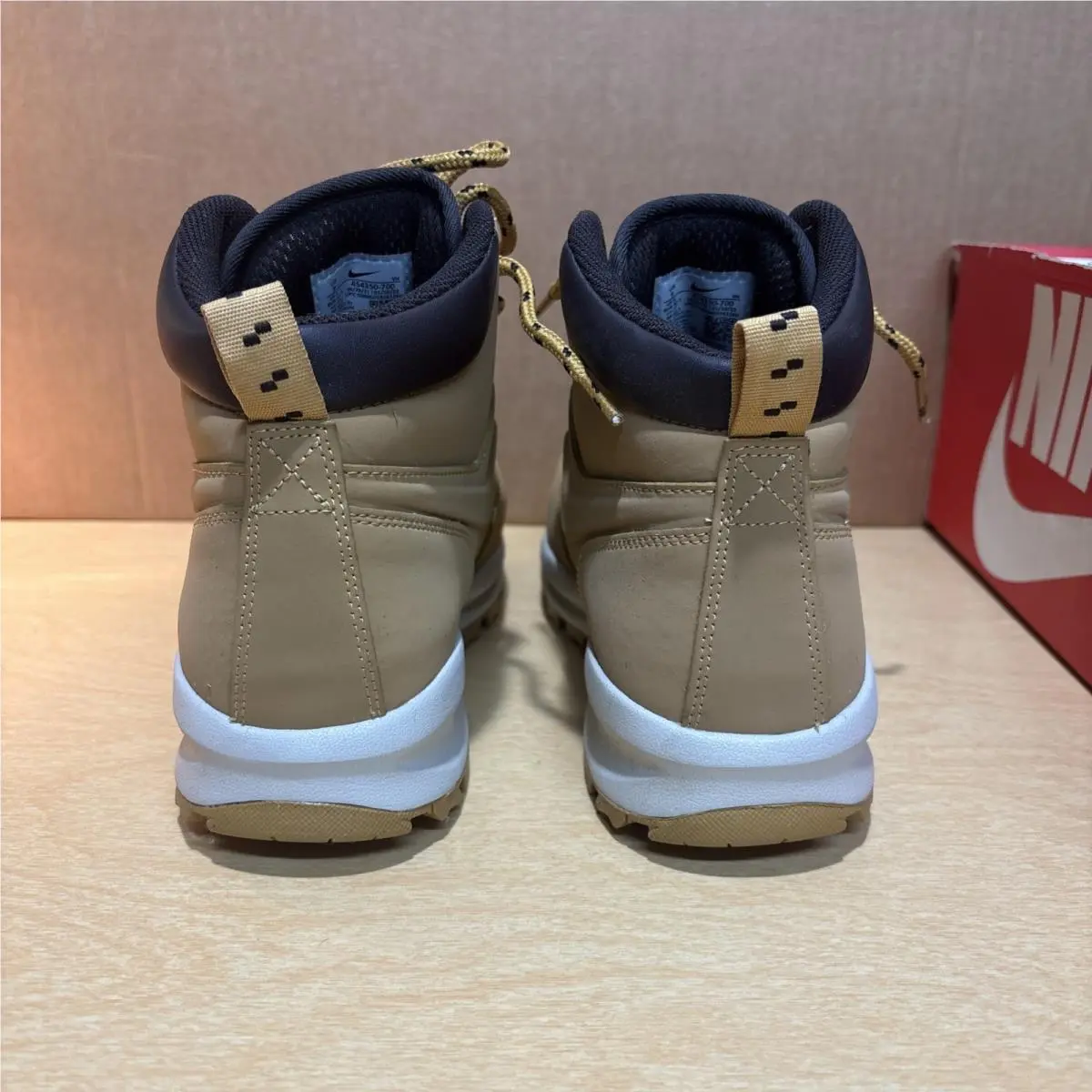 Nike shoes - Nike Manoa Leather - Manoa Leather - 454350-700 - Beige 2