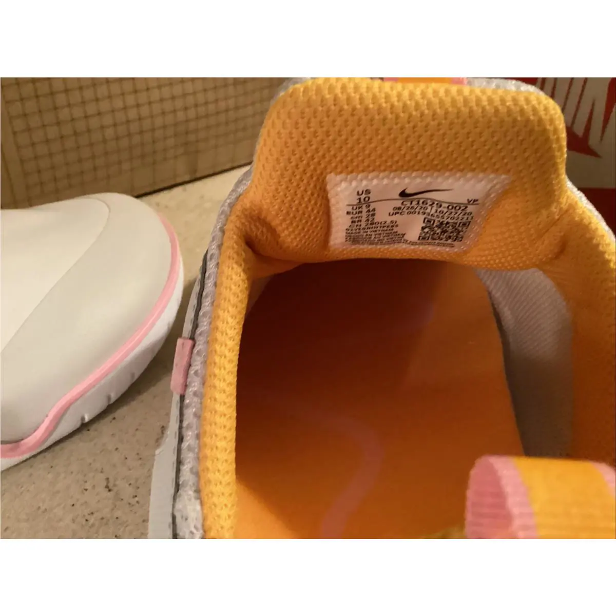 Nike shoes - Nike Zoom Pulse - Zoom Pulse - Vast Grey / University Gold Pink (UPC: 0193655702211) 8