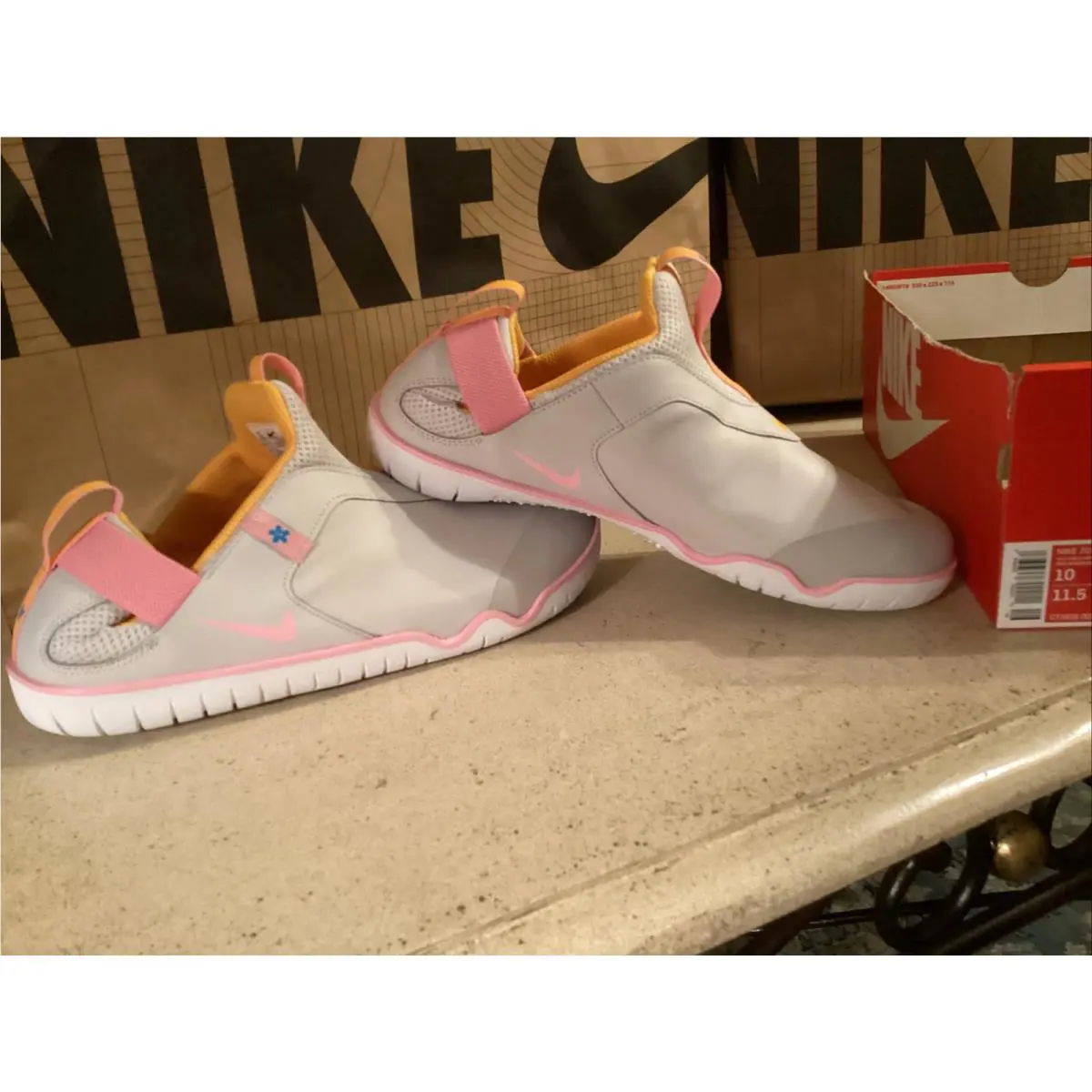 Nike shoes - Nike Zoom Pulse - Zoom Pulse - Vast Grey / University Gold Pink (UPC: 0193655702211) 0