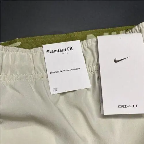 Nike clothing - Light Bone 4
