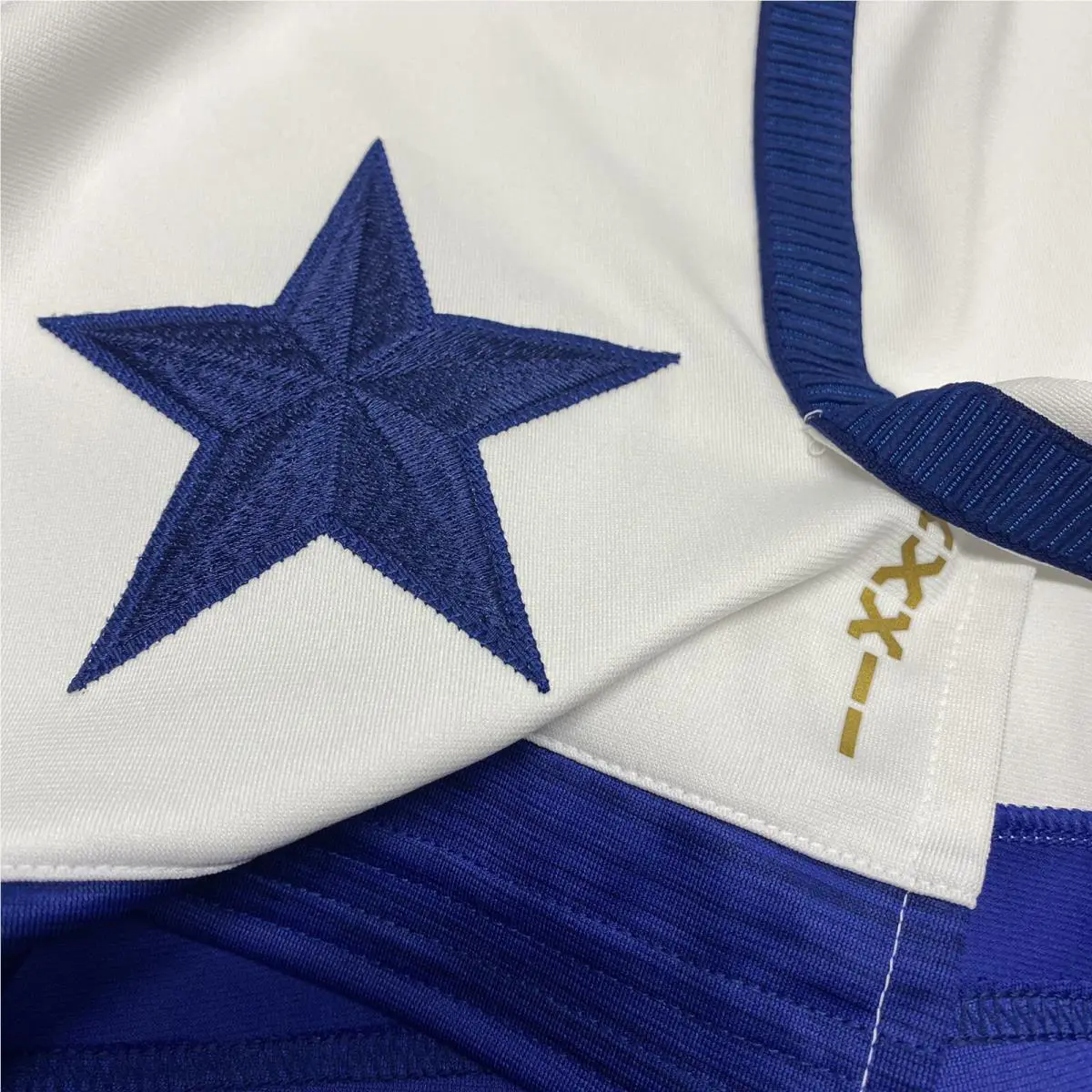 Nike clothing - Nike CT6627-100 - CT6627100 - Blue (UPC: 194493322272) 6