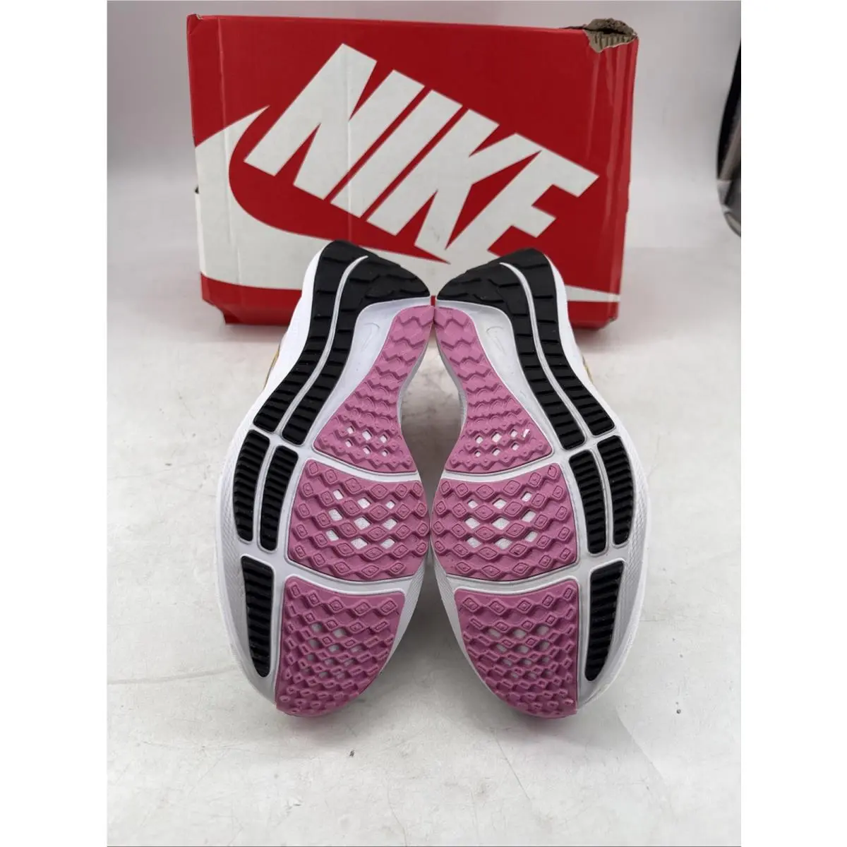 Nike shoes - Nike Air Zoom Pegasus 39 - DH4072-104 - White 3